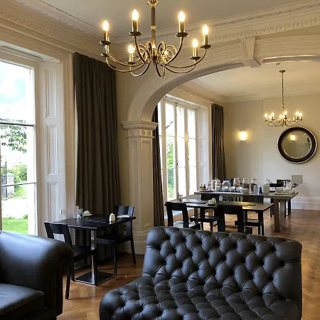 Roseneath House Bed & Breakfast